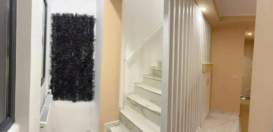 Duplex cu 2 camere cu Canalizare în Vitan Mall