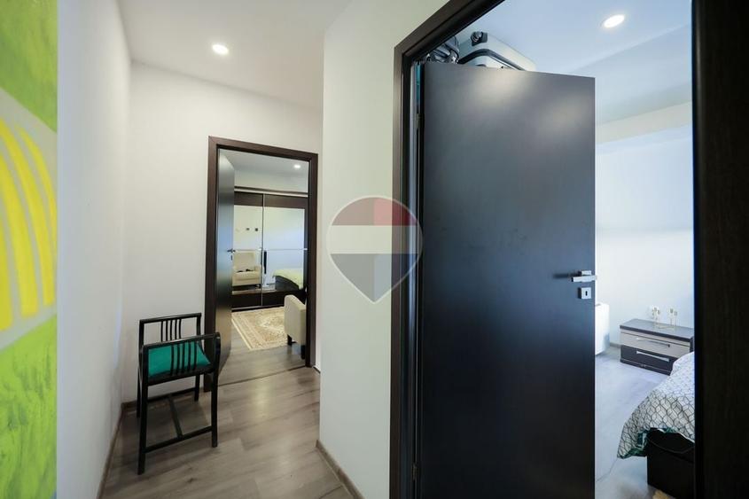 Vânzare apartament 4 camere, acces auto - parcare, Central - Cuza Vodă - 20