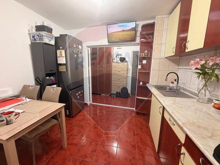 Vanazre Ap 2 camere in zona Titan - 12