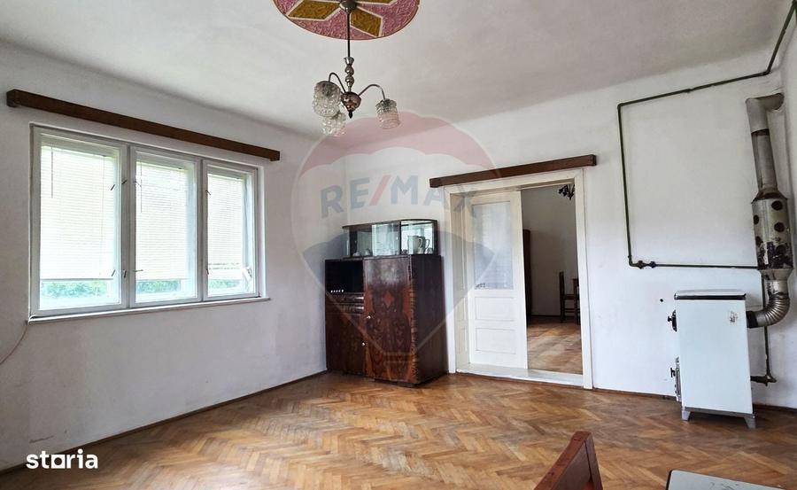 Casă cu 3 camere semidecomandat în Habic