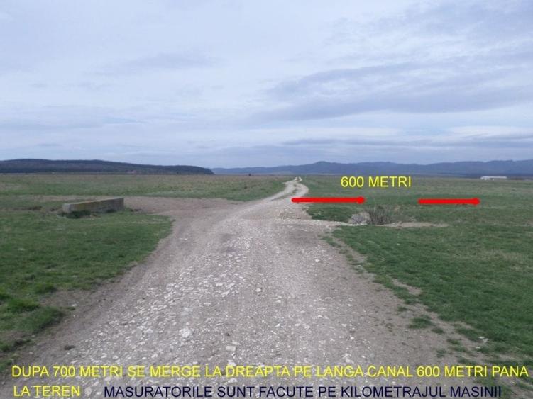 Teren agricol extravilan de 27900 mp, în Periferie