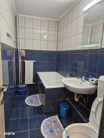 Garsonieră decomandată în Vitan