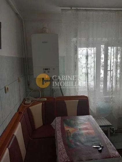 Apartament cu 3 camere decomandat, mobilat în Dancu