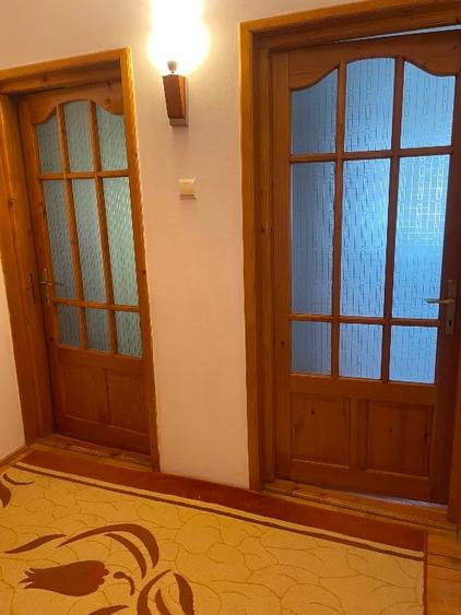 Apartament cu 4 camere decomandat, mobilat în Ștefan cel Mare