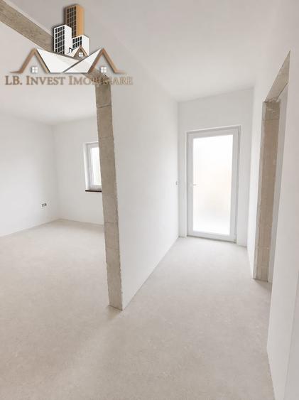 Duplex cu 5 camere cu Teren 348 Mp în Săcălaz