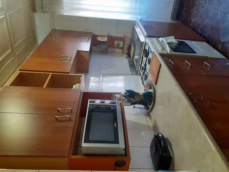 Apartament cu 2 camere decomandat în Nicolina