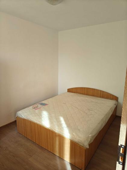 Apartament cu 2 camere semidecomandat în Sud