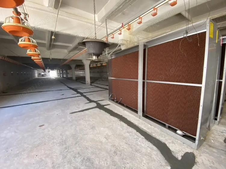Spațiu comercial, de 2,400 mp, în Leș