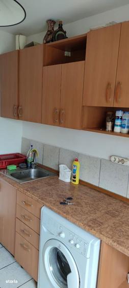 Apartament cu 3 camere decomandat în Valea Cetății