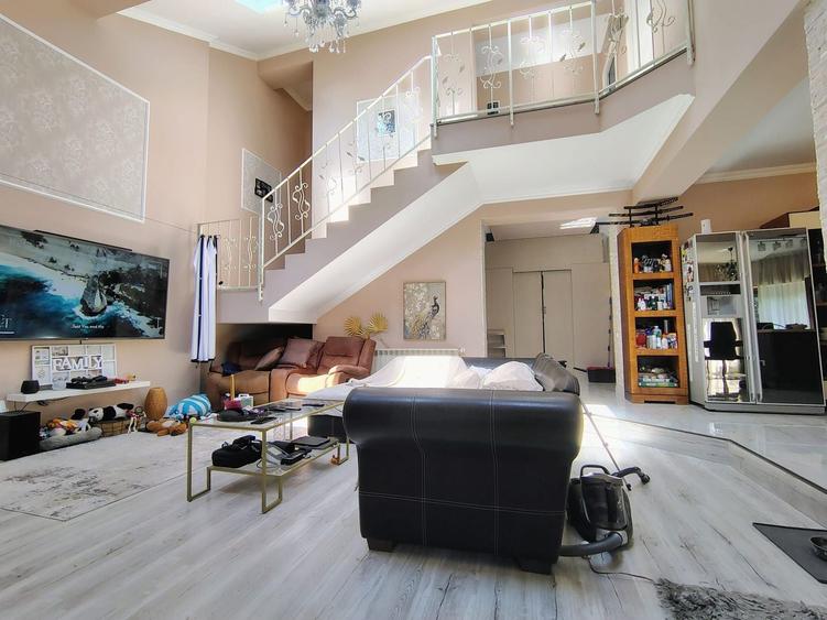 Casă individuală cu 4 camere cu Piscina în Corbeanca