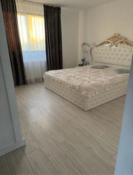 Casă cu Teren 1000 Mp în Albeni