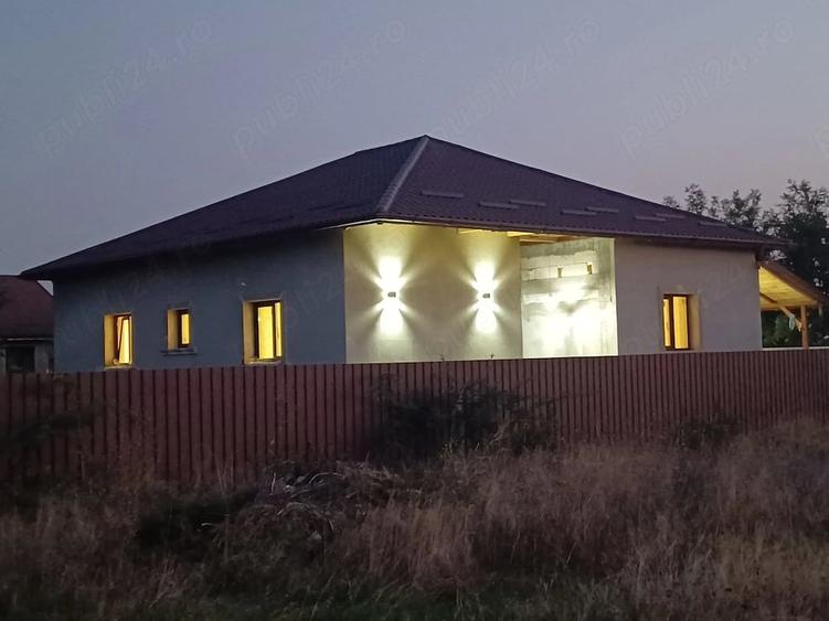 Casă cu Teren 409 Mp în Tărtășești