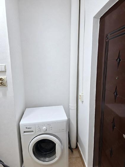 Garsonieră nedecomandată în Lipovei
