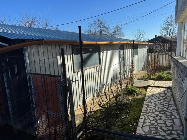 Casă cu 6 camere în Chirnogi