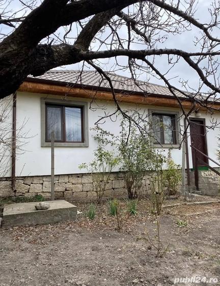 Casă individuală cu 4 camere cu Teren 725 Mp în Pietroasele