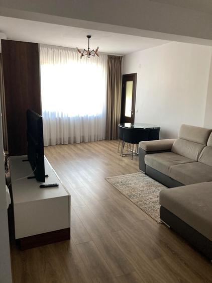 Apartament cu 2 camere decomandat în Exterior Vest