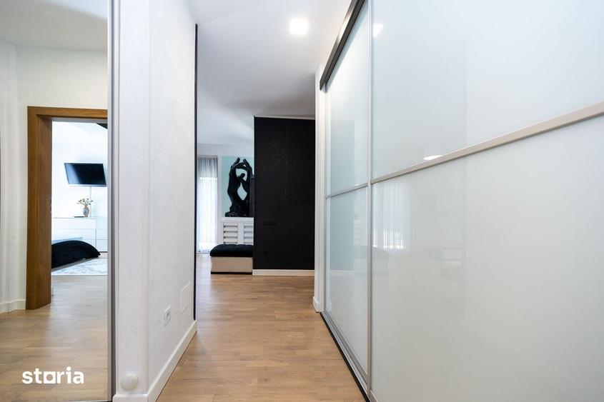 Apartament cu 3 camere, mobilat în Tractorul