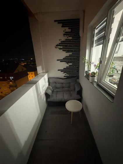Apartament cu 3 camere decomandat, mobilat în Vasile Aaron