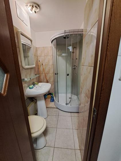 Apartament cu 2 camere decomandat în Colentina