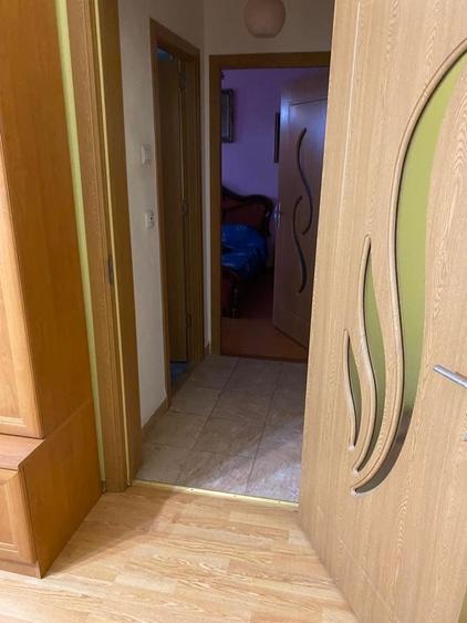 Apartament cu 2 camere semidecomandat în Iancului