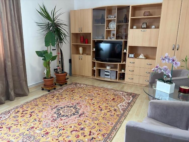 Apartament cu 2 camere decomandat, mobilat în Mărăști