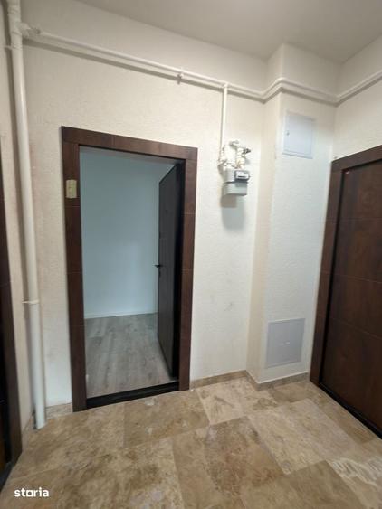 Apartament cu 3 camere în Central — fotografia 1