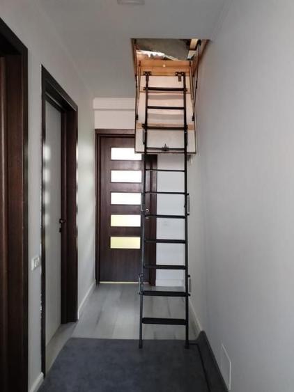 Casă individuală cu 5 camere decomandat cu Piscina în Andronache
