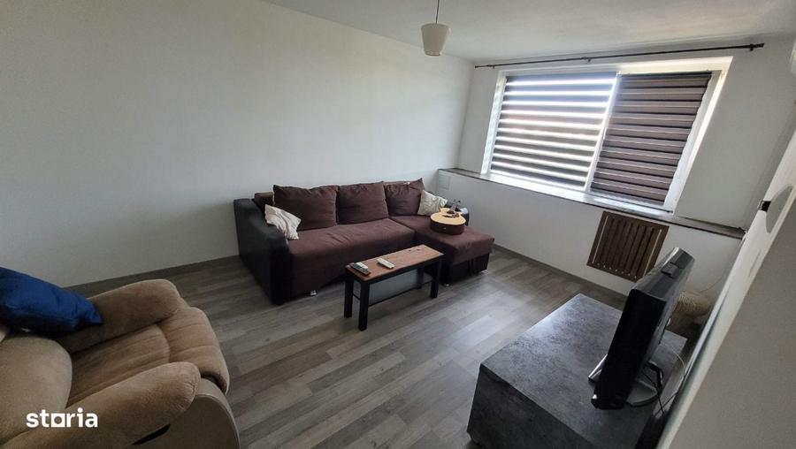 Apartament cu 3 camere decomandat în Brâncoveanu