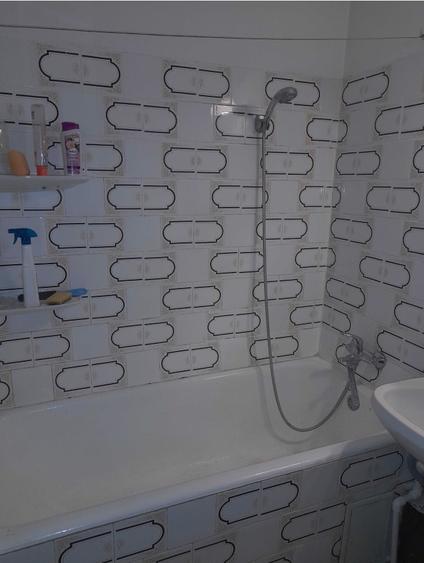 Apartament cu 3 camere decomandat în Drumul Taberei
