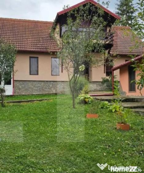 Casa cu 3 corpuri de vanzare, 6 camere, 400 mp + teren 2800 - Barcani (Covasna) - 11