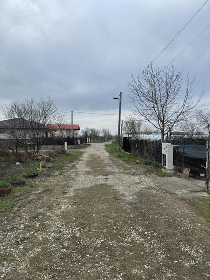Teren de 2000 mp, în Adunații-Copăceni