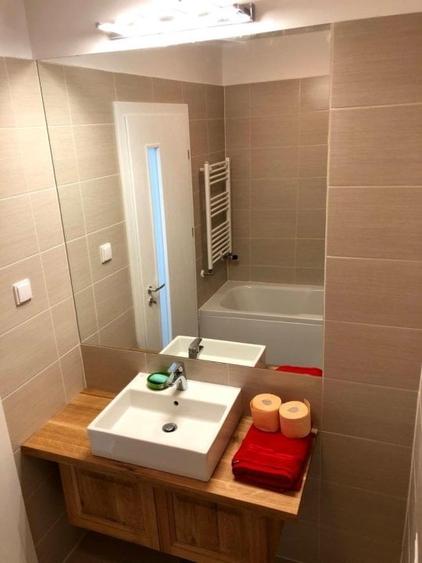 Apartament cu 2 camere semidecomandat în Barbu Văcărescu