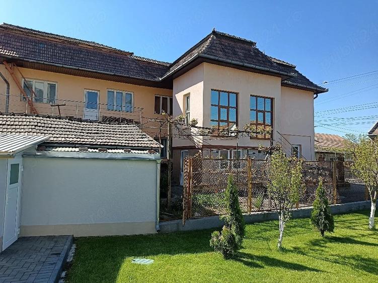 Casă cu 2 camere cu Teren 700 Mp în Central