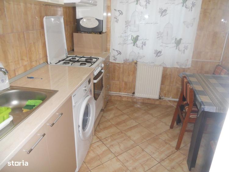Apartament cu 2 camere decomandat în Mărăței