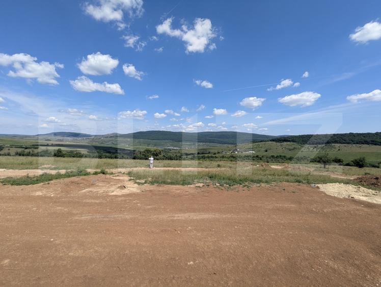 Teren Construcții intravilan de 800 mp, în Baciu
