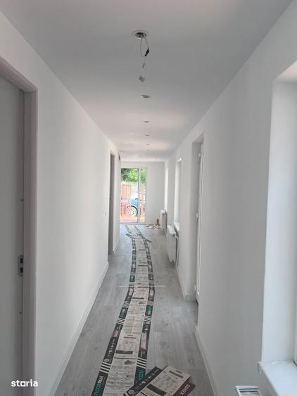 Casă cu 3 camere în Central
