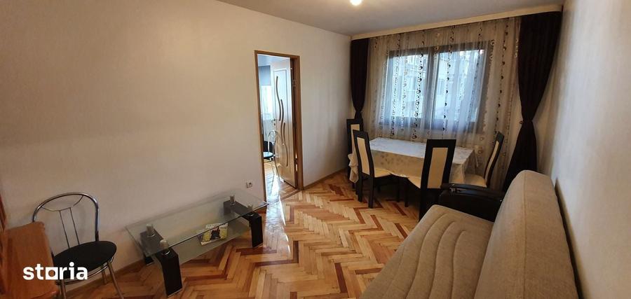 Apartament cu 2 camere în Girocului