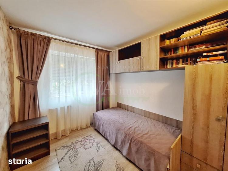 Apartament cu 3 camere semidecomandat în Republicii