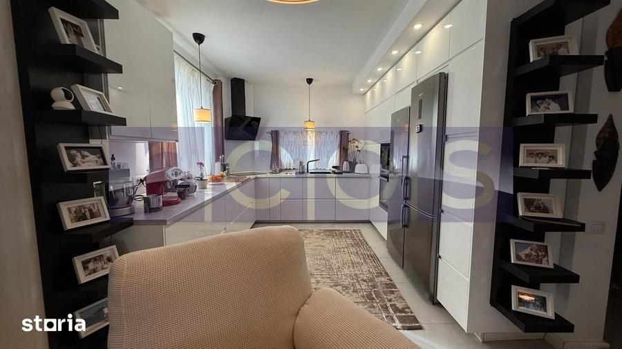 Casă cu 4 camere cu Teren 250 Mp în Corbeanca