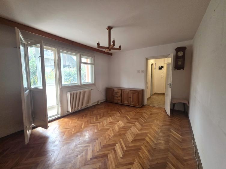 Apartament cu 3 camere decomandat în Gheorgheni