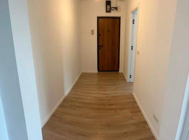 Apartament cu 2 camere decomandat în Astra