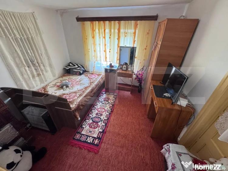 Casă cu 5 camere cu Teren 1400 Mp în Central
