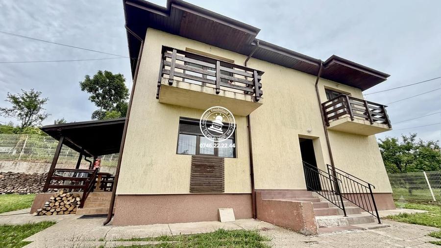 Casă cu 3 camere cu Teren 3755 Mp în Aroneanu