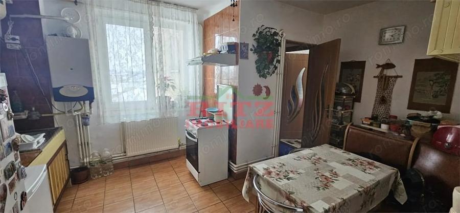 Apartament cu 3 camere în Ultracentral