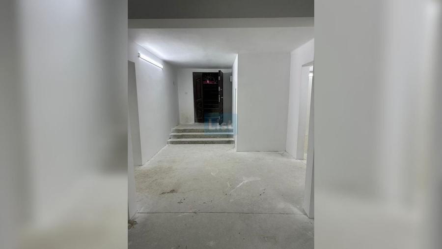 Spațiu comercial, de 200 mp, în Central