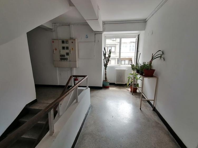 2 camere Calea Victoriei // 2 balcoane // bloc anvelopat fara risc seismic - 16