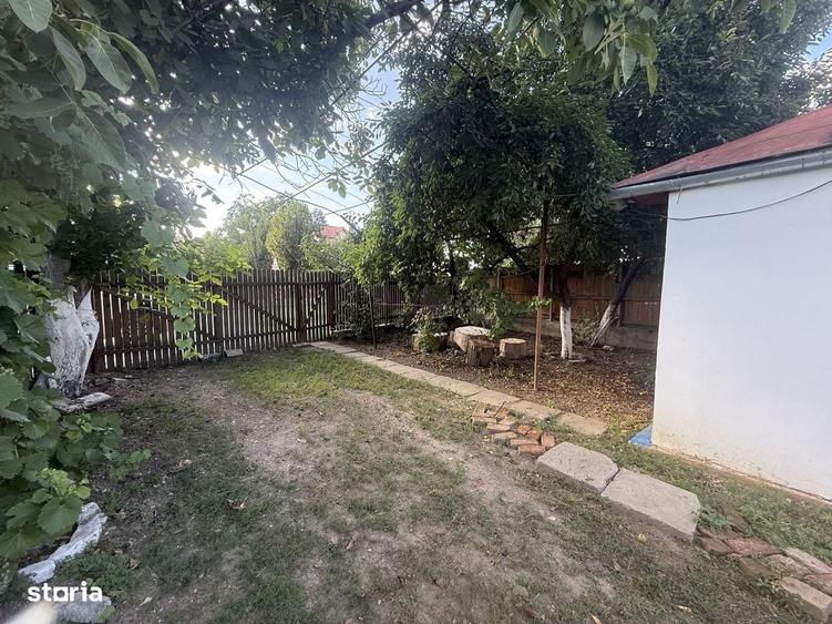 Casă cu 3 camere în Central