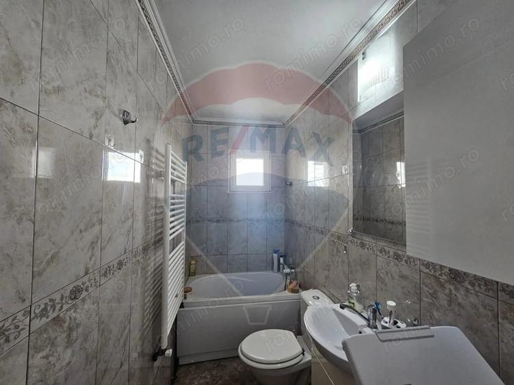 Apartament cu 2 camere nedecomandat în Central