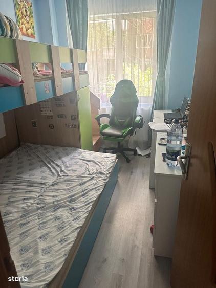 Apartament 3 camere,decom,la 7 minute de Metrou Aparatori Patriei. - 7