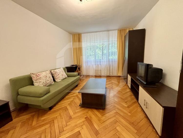 Apartament cu 2 camere decomandat, mobilat în Zorilor